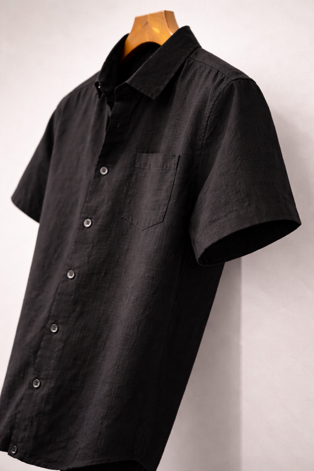 Elanzo Noir Linen Shirt